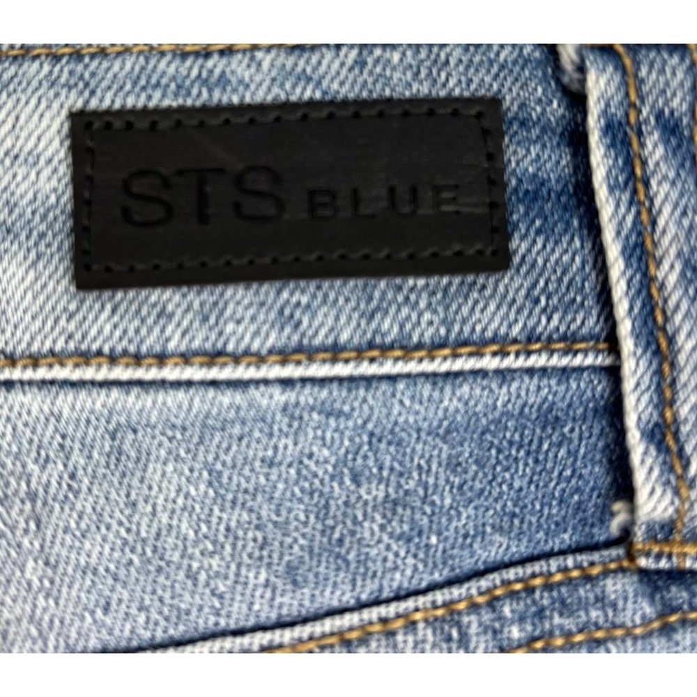 Denim STS Blue Light Wash Distressed Shorts Sz. 5 Stretch Cotton Spandex - Picture 4 of 5